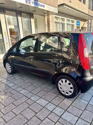 Mitsubishi Colt 1.3 Inform Bild 2