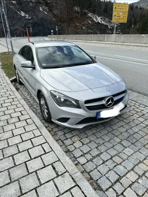 Mercedes-Benz CLA 200 7G-DCT Urban