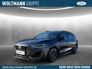 Ford Focus Turnier ST-Line Vignale Automatik, LED Matrix Sche