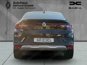 Renault Arkana Intens E-TECH 145 Bild 4