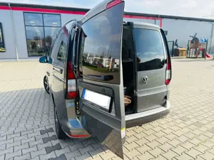 Volkswagen Caddy Caddy 1.5 TSI BMT (5-Si.) Style HeckFTür AHK Garan Bild 3