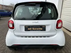 smart forTwo fortwo coupe Passion 1.0 52 kW Sitzheizung Bild 5