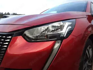 Peugeot 208 1.2 PureTech 100 Active Pack PDC Sitzheiz. Bild 3