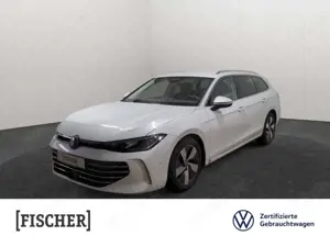 Volkswagen Passat Variant 2.0TDI DSG Elegance Matrix Navi AHK Rear View