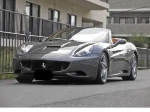 Ferrari California California F1 / Ferrari Garantie möglich Bild 4