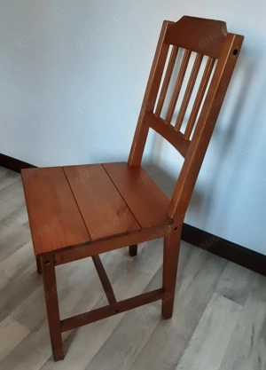 Esszimmertisch und Stühle mit Auflagen Bild 2