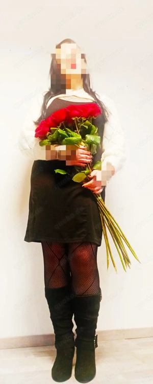 Miss Rose hat Lust auf neue Diener !