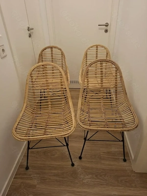 Rattanstühle 4 Stück