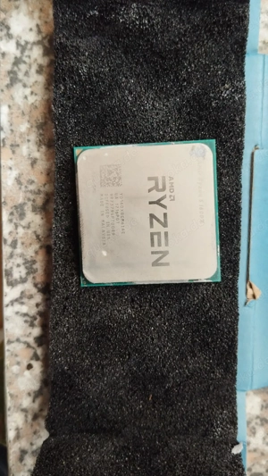 AMD Ryzen 5 1600X Prozessor Silber 3,6 GHz AM4