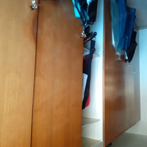 Schrankwand abzugeben (kostenlos)