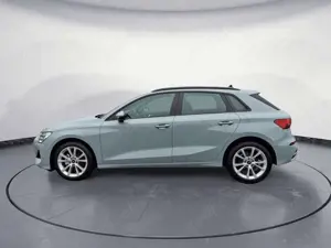Audi A3 30TFSI advanced LED Navi connect so Bild 3