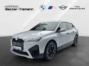 BMW iX xDrive40 Sportpaket HarmanKardon | HUD | 360° Kame
