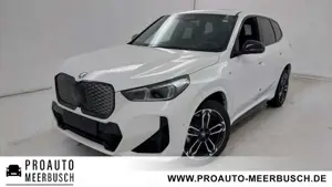 BMW iX1 20 eDrive M Sport ADAPTLED/HUD/360°/PANO/NAVI