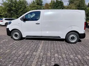 Toyota Proace 1,5-l-D-4D L1 Meister Anhängerkupplung Bild 2