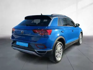 Volkswagen T-Roc Style 1.5 TSI DSG LED-PLUS APP TRAVEL Bild 3