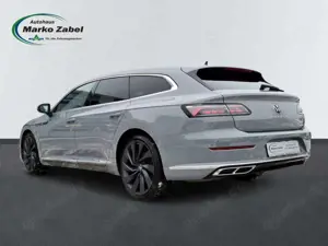Volkswagen Arteon Shooting Brake 2.0 TDI R-Line 4Motion Sportpaket Bild 3
