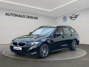 BMW 330 e Touring AHK Parkassistent DAB Hifi