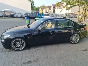 BMW 520 520i Edition Sport Bild 3
