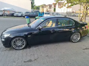 BMW 520 520i Edition Sport Bild 4