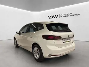 BMW 218 2 Active Tourer 218 i Klima Rückfahrkamera Bild 5