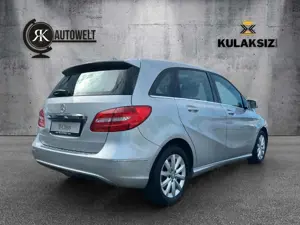 Mercedes-Benz B 200 BlueEff*BIXENON*SHZ*PDC*TEMP*LED Bild 5