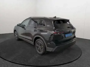 Volkswagen Tiguan 2.0TDI DSG Goal Martix Navi AHK Rear View Bild 4