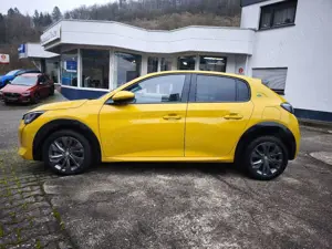 Peugeot 208 -e Elektro 136 Allure Pack 208 -e Bild 4