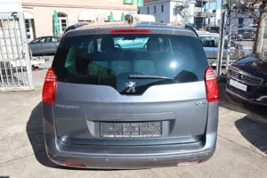 Peugeot 5008 Bild 5