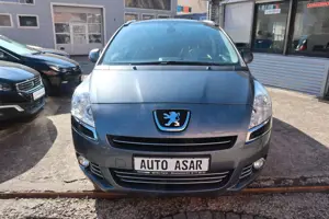 Peugeot 5008 Bild 2