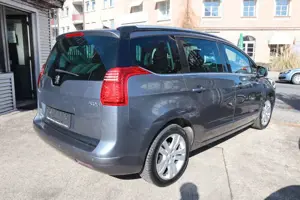Peugeot 5008 Bild 4