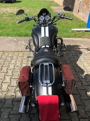 Triumph Rocket 3 Roadster Bild 4