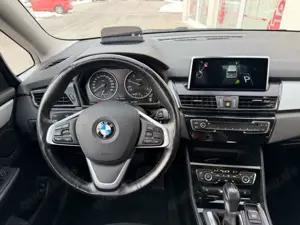 BMW 218 Bild 2