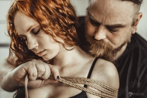 Shibari Model   Partnerin für künstlerische Sessions gesucht