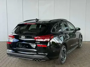 Hyundai i30 N-Line 1.5 T-GDI mHev DCT / Navi / ACC / Sitz  Le Bild 2