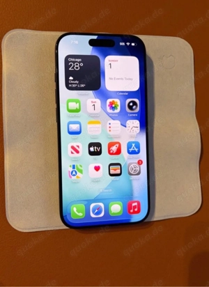 Apple iPhone in sehr gutem Zustand mit Zubehör