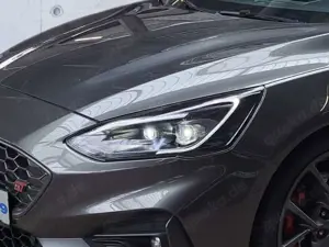 Ford Focus Turnier 2.3 EcoBoost SS Aut. ST HEADUP u.v.m. Bild 5