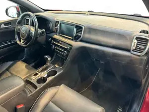 Kia Sportage 2.0 CRDi GT Line 4WD Fahrassist+Pano Bild 4