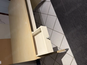 Schreibtisch  Bild 2