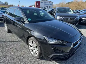 SEAT Leon ST 1.5 eTSI *DSG*STYLE*PDCHI*TEMPOMAT*SHZ*D