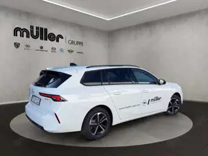 Opel Astra L Sports Tourer Edition Hybrid Bild 2