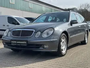 Mercedes-Benz E 200 T Kompressor  Avantg /NAVI/LEDER /AHK/PDC