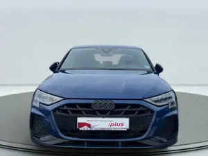 Audi A3 Limousine 35 1.5 TFSI S tronic S line AHK Bild 2