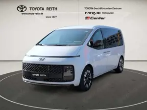 Hyundai STARIA Signature 4WD 7-Sitzer Navi Leder Digitales Cockpi