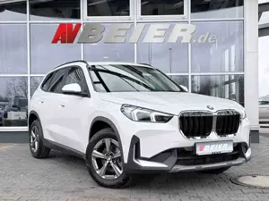 BMW X1 xDrive Panorama Sportsitz AHK adap.LED DrivingPlu