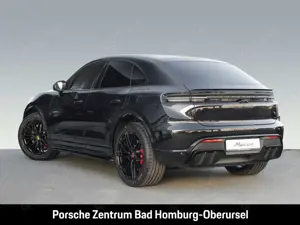 Porsche Macan GTS HA-Lenkung Head-Up Surround-View BOSE Bild 3
