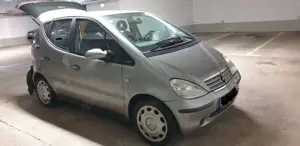 Mercedes-Benz A 160 Elegance Bild 2