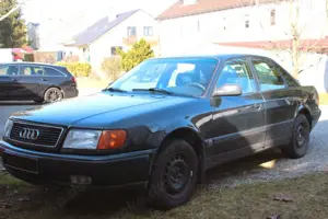 Audi 100