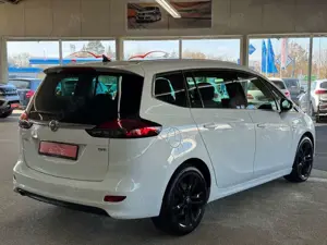 Opel Zafira Bild 4