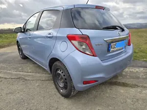Toyota Yaris 1.33 VVT-i Edition 2014 Bild 4