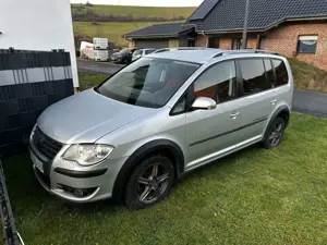 Volkswagen Cross Touran 2.0 TDI DPF DSG